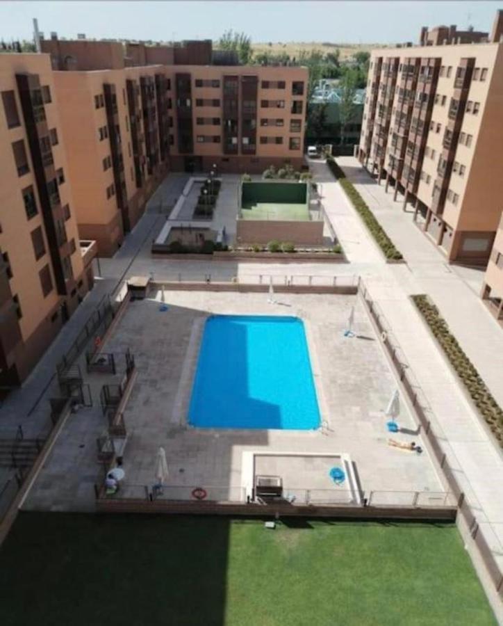 Apartamento Barajas-Ifema Madrid Exterior photo